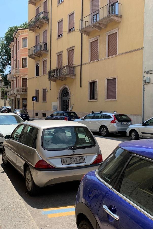 Residenza Ermanni Apartment Verona Centro Exterior foto